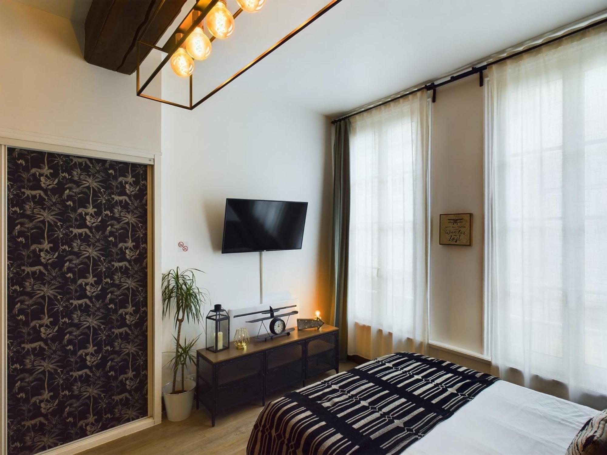 Studio Deschainets Troyes Gare Et Centre Historique Экстерьер фото
